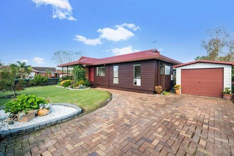 Photo of property in 1 Kenwick Place, Burswood, Auckland, 2013