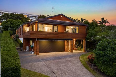 Photo of property in 43 Braemar Road, Rothesay Bay, Auckland, 0630