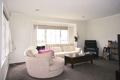 Photo of property in 25 Jay Court, Botany Downs, Auckland, 2010
