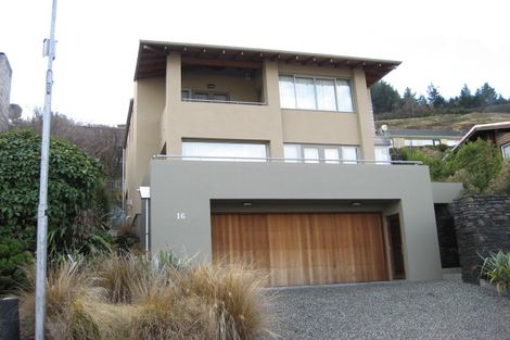 Photo of property in 16 Earnslaw Terrace, Queenstown, 9300