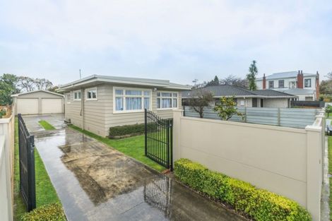 Photo of property in 30 Guy Avenue, Takaro, Palmerston North, 4410