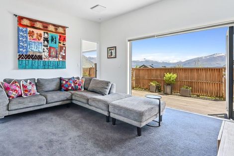 Photo of property in 20 Edgewood Place, Wanaka, 9305