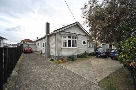 Photo of property in 137 Rongotai Road, Kilbirnie, Wellington, 6022