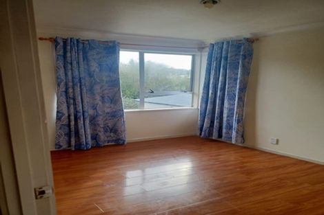 Photo of property in 37 Awaruku Road, Torbay, Auckland, 0630