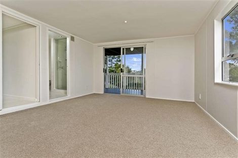 Photo of property in 1/115 Canongate Street, Birkdale, Auckland, 0626