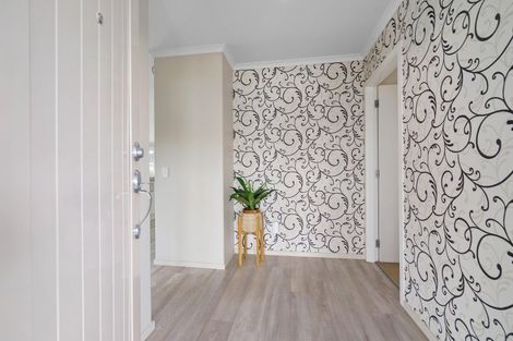 Photo of property in 10 Cooper Crescent, Cambridge, 3434