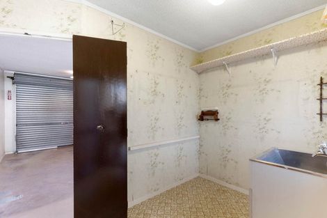 Photo of property in 2/27 Derrimore Heights, Clover Park, Auckland, 2019