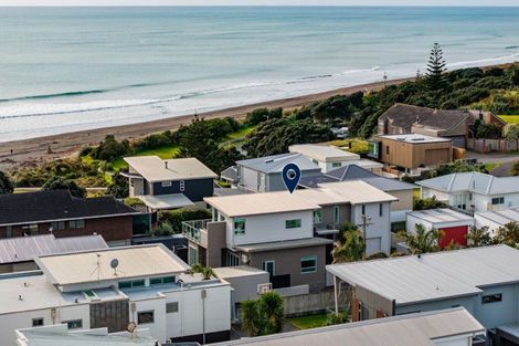 Photo of property in 2/5 Beach Street, Fitzroy, New Plymouth, 4312