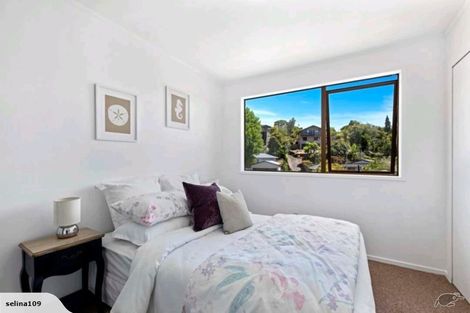 Photo of property in 93 Oaktree Avenue, Browns Bay, Auckland, 0630