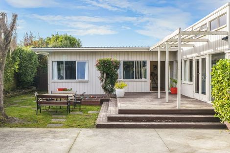 Photo of property in 182 Main North Road, Redwood, Christchurch, 8051