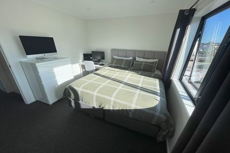 Photo of property in 8 Kauamo Close, Waiwhetu, Lower Hutt, 5010