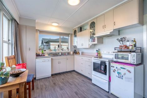 Photo of property in 1 Crombie Street, Gore, 9710