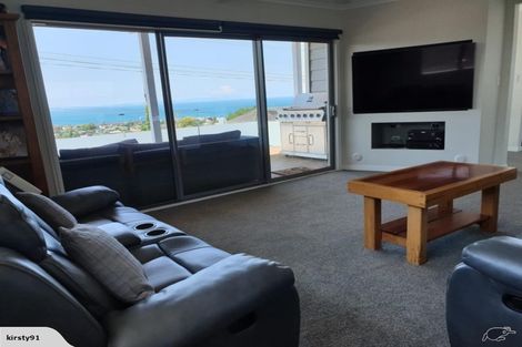 Photo of property in 521 Whangaparaoa Road, Stanmore Bay, Whangaparaoa, 0932