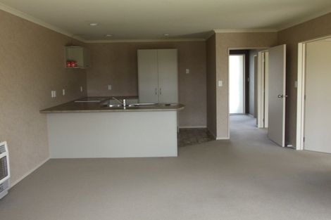 Photo of property in 5 Boston Parade, Kelvin Grove, Palmerston North, 4414