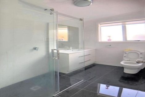Photo of property in 52 Tiverton Road, Avondale, Auckland, 0600