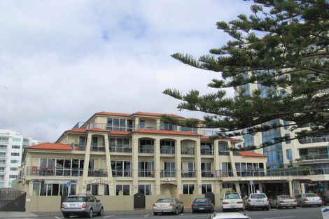 Photo of property in 1/4a Marine Parade, Mount Maunganui, 3116