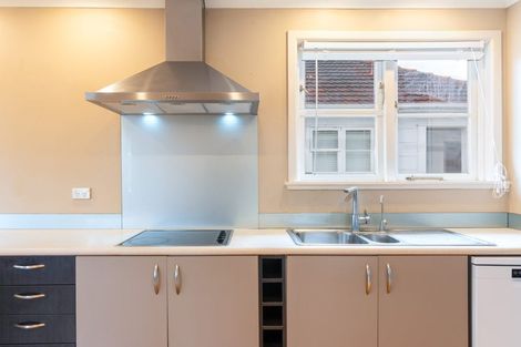 Photo of property in 27 Hewer Crescent, Naenae, Lower Hutt, 5011