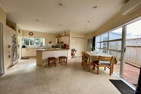 Photo of property in 39b Saint Albans Avenue, Hokowhitu, Palmerston North, 4410