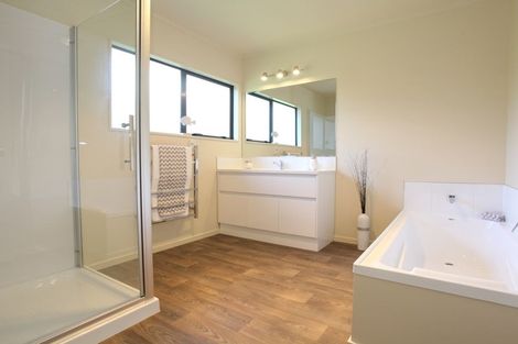 Photo of property in 217 Grandview Road, Grandview Heights, Hamilton, 3200