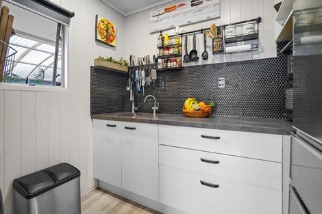 Photo of property in 7 Knightsbridge Place, Dinsdale, Hamilton, 3204