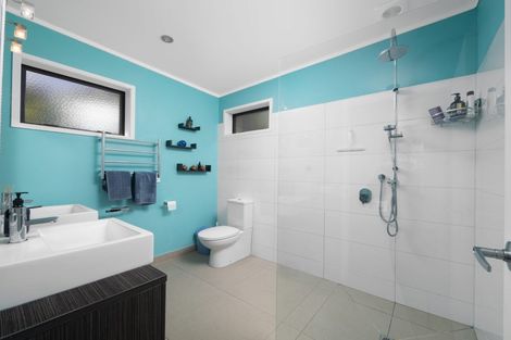 Photo of property in 180 Te Wahapu Road, Russell, 0272