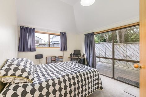 Photo of property in 5/16 Mahara Avenue, Birkenhead, Auckland, 0626