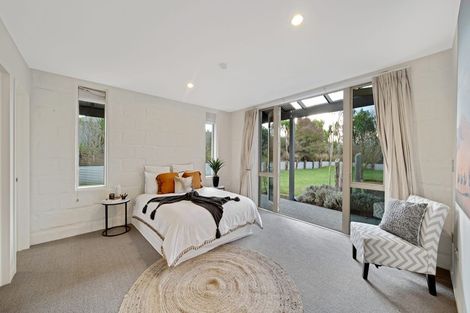 Photo of property in 70 Queens Avenue, Waikuku Beach, 7402