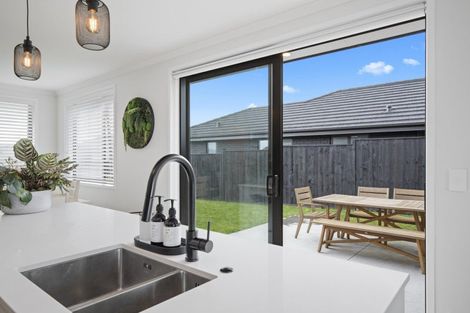 Photo of property in 13 Tabernacle Street, Karaka, 2124