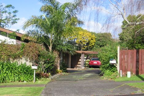 Photo of property in 1/19 Rapallo Place, Farm Cove, Auckland, 2012