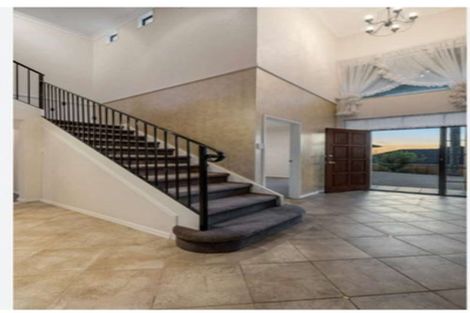 Photo of property in 17 Gilford Place, East Tamaki Heights, Auckland, 2016