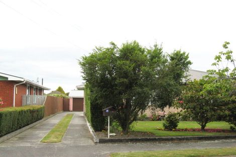 Photo of property in 4 Shaftesbury Street Avonhead Christchurch City