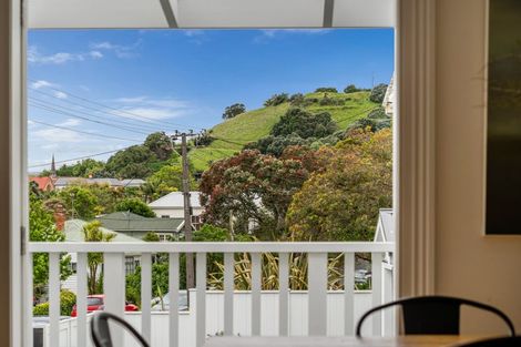 Photo of property in 6 Shoal Bay Road, Devonport, Auckland, 0624