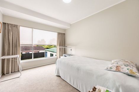 Photo of property in 20 Matuhi Rise, Henderson, Auckland, 0612