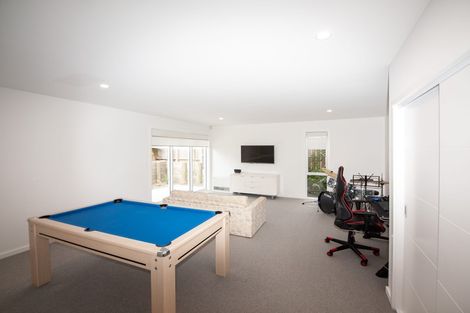 Photo of property in 5 Farnworth Terrace, Churton Park, Wellington, 6037