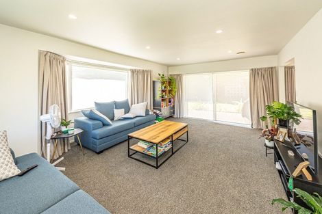 Photo of property in 26 Parkes Avenue, Saint Johns Hill, Whanganui, 4501