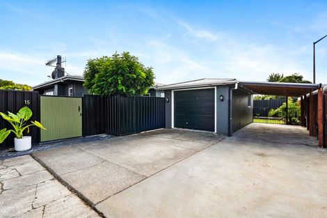 Photo of property in 15 Puketapu Road, Taradale, Napier, 4112