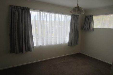 Photo of property in 3 Saint Hildas Glade, Tawa, Wellington, 5028