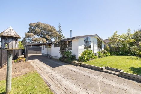 Photo of property in 6 Colonial Place, Kelvin Grove, Palmerston North, 4414