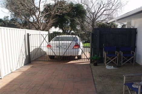 Photo of property in 5/16 Guthrie Road, Havelock North, 4130