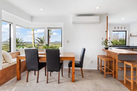 Photo of property in 398 Cove Road, Waipu, 0582