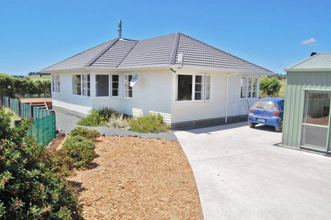 Photo of property in 31 Ranganui Road, Kaiwaka, 0573