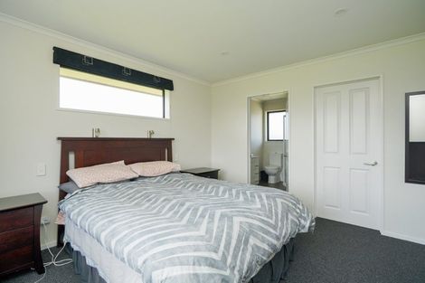 Photo of property in 33 Marama Avenue South, Otatara, Invercargill, 9879
