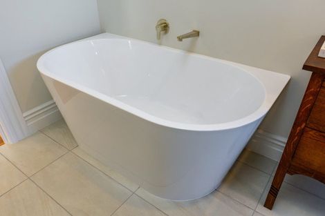 Photo of property in 95b Waikawa Road, Picton, 7220