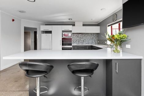 Photo of property in 14 Legorne Lane, Havelock North, 4130