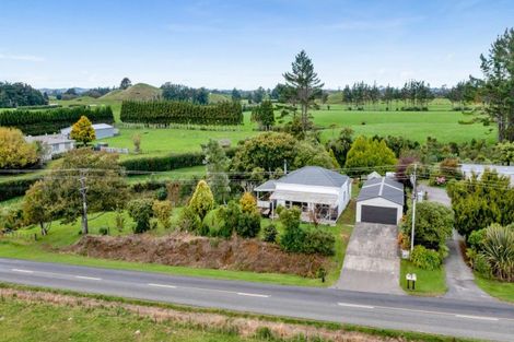 Photo of property in 20 Dudley Road Lower, Inglewood, 4386