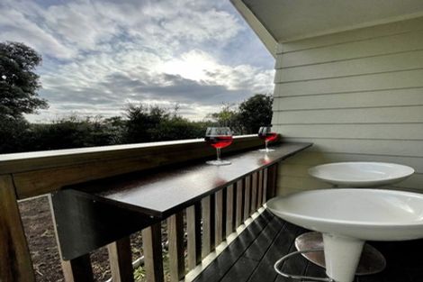 Photo of property in 21 Thomas Avenue, Te Atatu Peninsula, Auckland, 0610