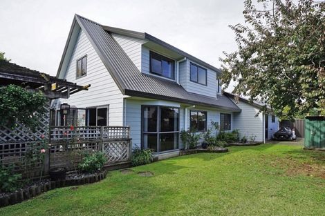 Photo of property in 42 Dixon Road, Fitzroy, Hamilton, 3206