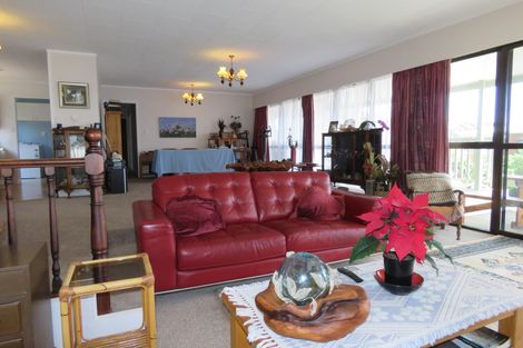 Photo of property in 29 Stratford Drive, Cable Bay, 0420