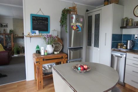 Photo of property in 53 Thomas Place, Foxton Beach, Foxton, 4815