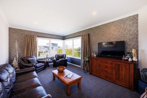 Photo of property in 30 Lincoln Terrace, Hokowhitu, Palmerston North, 4410
